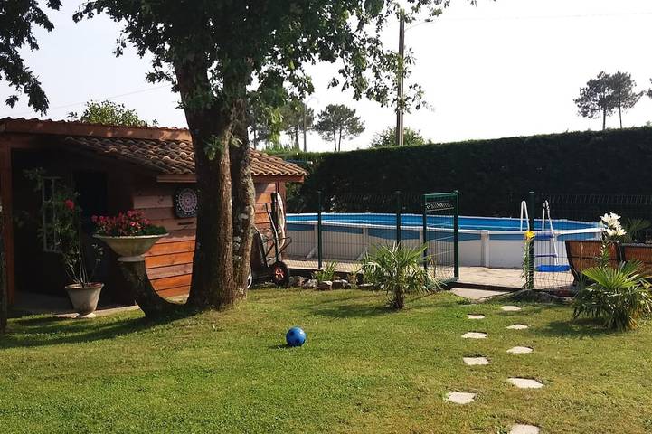 Maison de vacances pour 8 personnes, avec Terrasse et Jardin