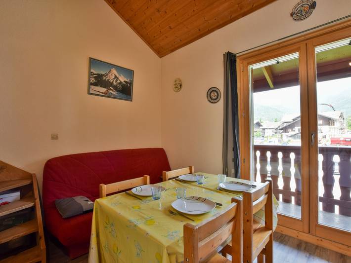 Gîte pour 4 personnes, avec balcon à Bernex