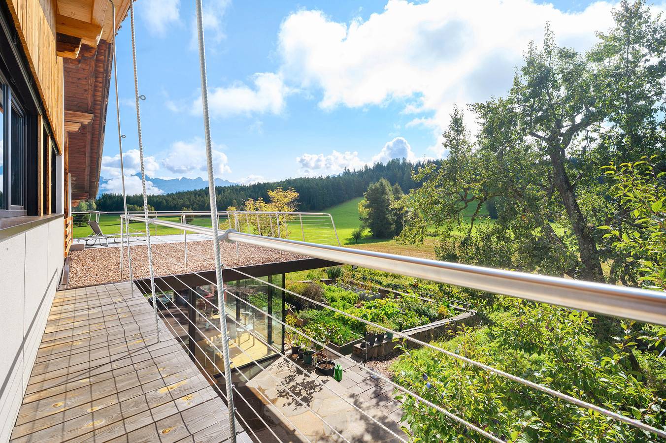 Geheel appartement, Appartement 'Kesselmoos' met Uitzicht op de Bergen, Gedeelde Tuin en Wi-Fi in Deutschnofen, Eggental