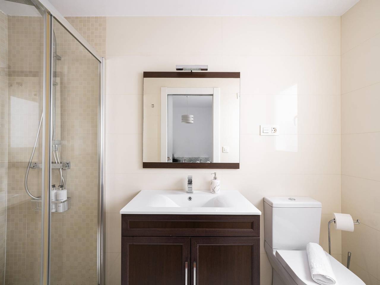 Apartamento entero, Apartamento en Granada con comodidades modernas in Granada, Provincia de Granada