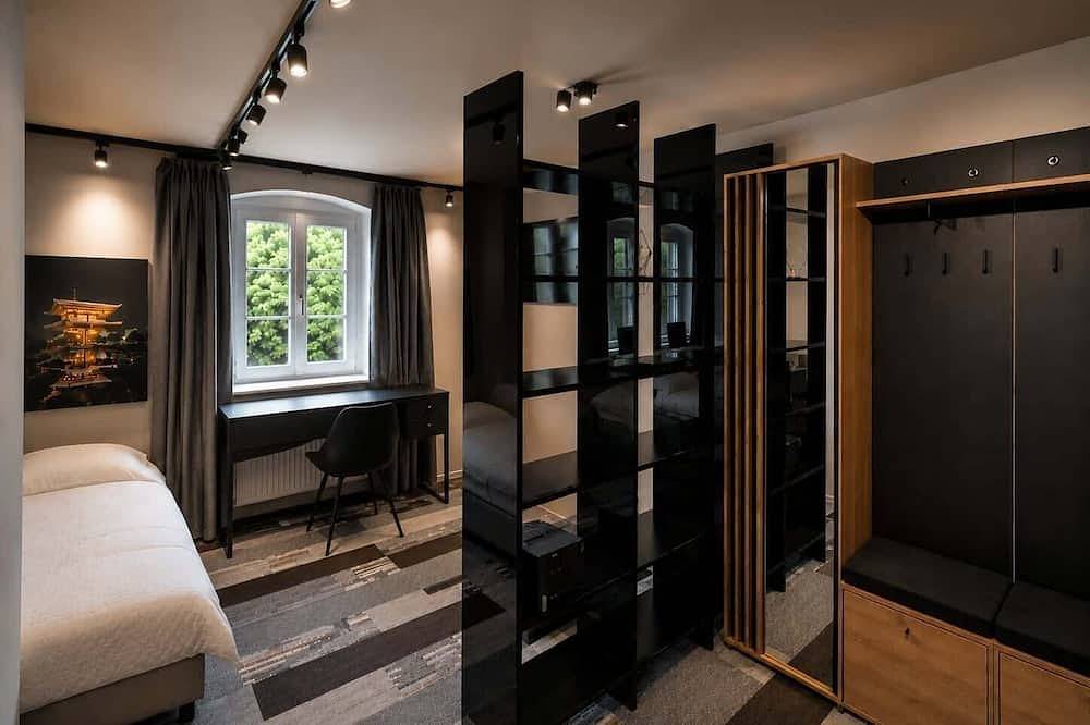 Nox Designhotel mit Self-Check-In Superiorzimmer 3 Tokyo in Walzbachtal, Kraichgau