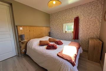 Gîte pour 4 personnes, avec terrasse et jardin à Ablon