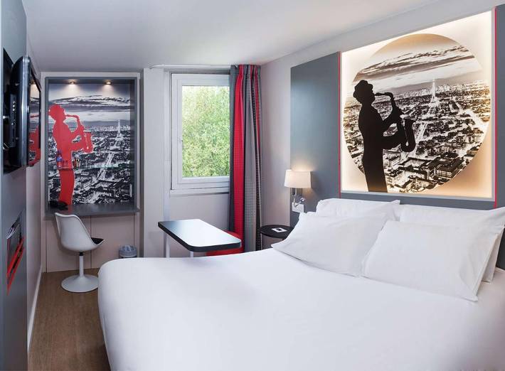 Hôtel pour 2 personnes, avec Terrasse et Jardin dans Vélodrome national de Saint Quentin en Yvelines