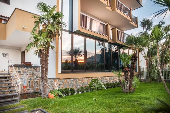Chambre d’hôte pour 10 personnes, avec vue ainsi que piscine et jardin, animaux acceptés à Pompei - 4