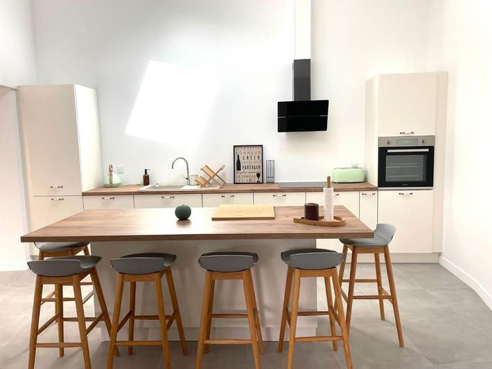 Location de vacances pour 8 personnes, avec jardin et piscine à Néac - 3