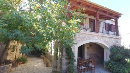 Holiday Rental for 5 People in Rethymno Region, Photo 1