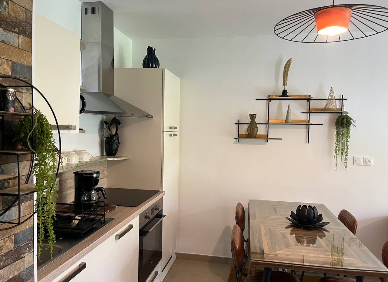 Appartement entier, "Le Refuge" appartement T2 cabine avec parking privé in Saint-Valery-sur-Somme, Région d'Abbeville