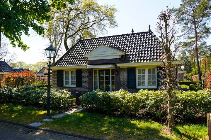Villa voor 8 personen, met Tuin en Sauna op de Veluwe