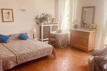 Maison De Vacances pour 30 Personnes dans Crillon-le-Brave, Parc naturel régional du Mont-Ventoux, Photo 2