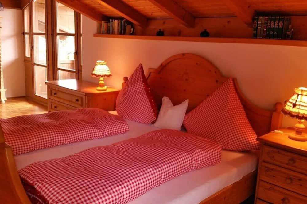 Ganze Wohnung, Ferienhaus (150qm) mit 3 Schlafzimmer und großem Garten in Schorndorf, Ostbayern