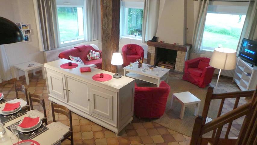 Gîte pour 10 personnes, avec jardin à Le Liège