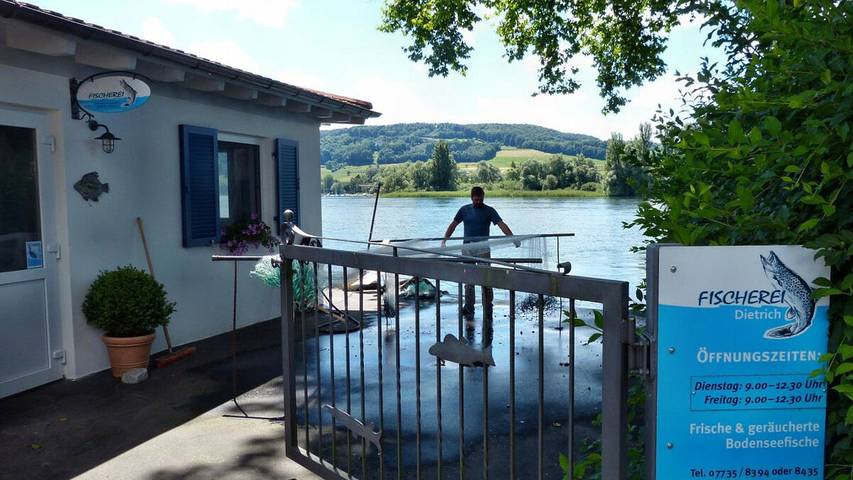 Ferienwohnung für 4 Personen, mit Garten und Sauna sowie Seeblick, mit Haustier in Öhningen