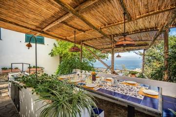 Location de vacances pour 9 personnes, avec jardin et balcon à Massa Lubrense