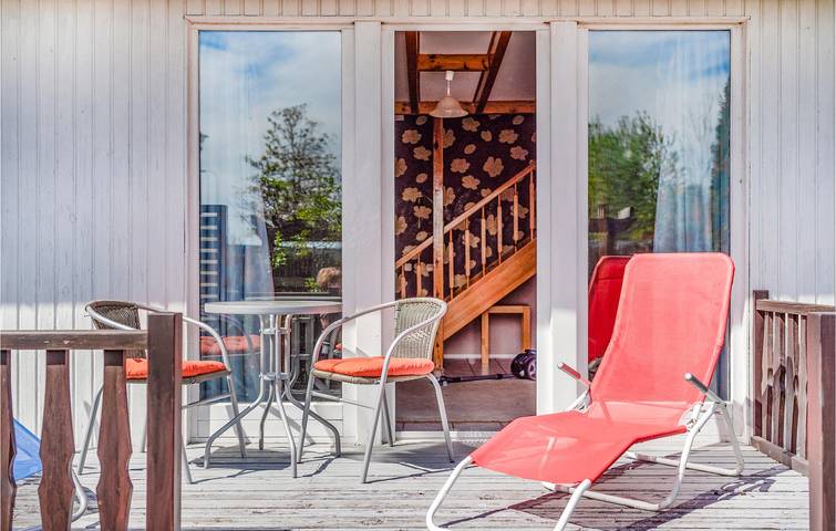 Holiday home for 8 people with terrace in Kołobrzeg, Baltic Sea Pomerania