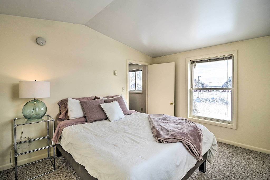 Ganze Wohnung, Neu! Gemütliche Wohnung <1 Mi zum Huronsee / Minuten nach Mackinac in St. Ignace, Mackinac County