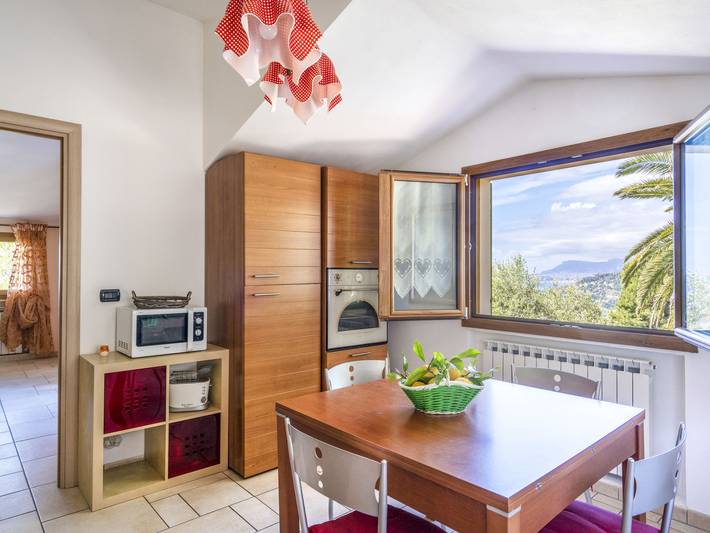 Gîte pour 4 personnes, avec vue ainsi que balcon et jardin à Région de Vintimille - 2