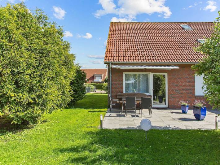 Ferienhaus für 4 Personen, mit Terrasse und Garten in Altfunnixsiel