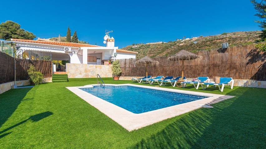 Finca für 6 Personen, mit Balkon/Terrasse in Torrox - 4