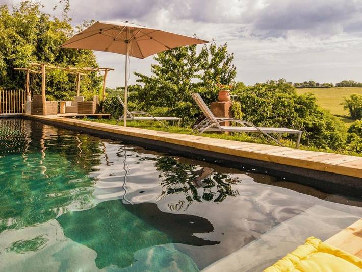 Location de vacances pour 7 personnes, avec balcon ainsi que jardin et piscine à Saint-Bonnet-la-Rivière - 2