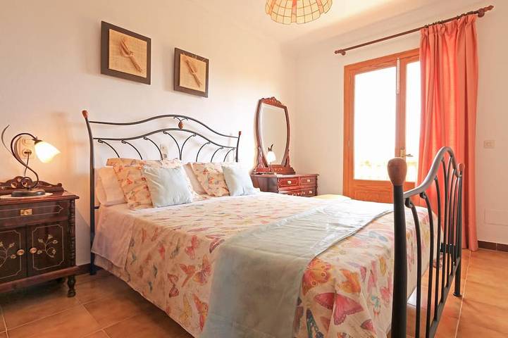 Finca für 6 Personen, mit Garten und Terrasse in Sa Coma - 2