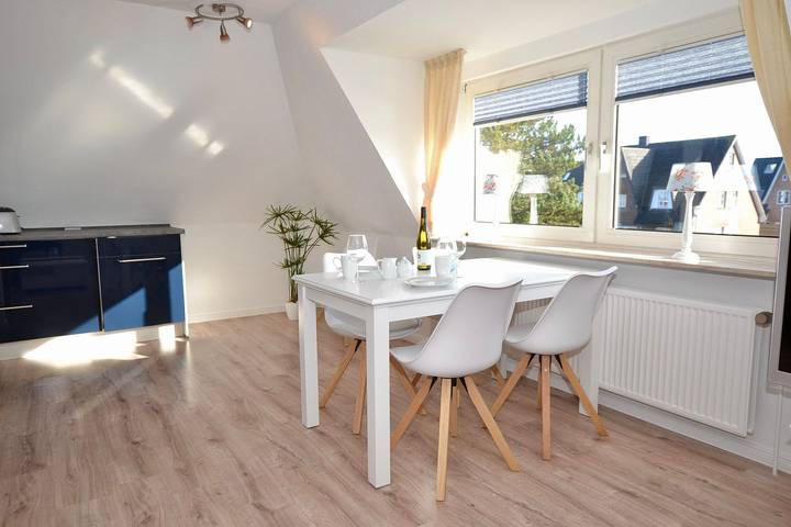 Ganze Wohnung, Komfortable Ferienwohnung mit Garten und Nähe zum Sandstrand in Westerland in Westerland, Sylt (Gemeinde)