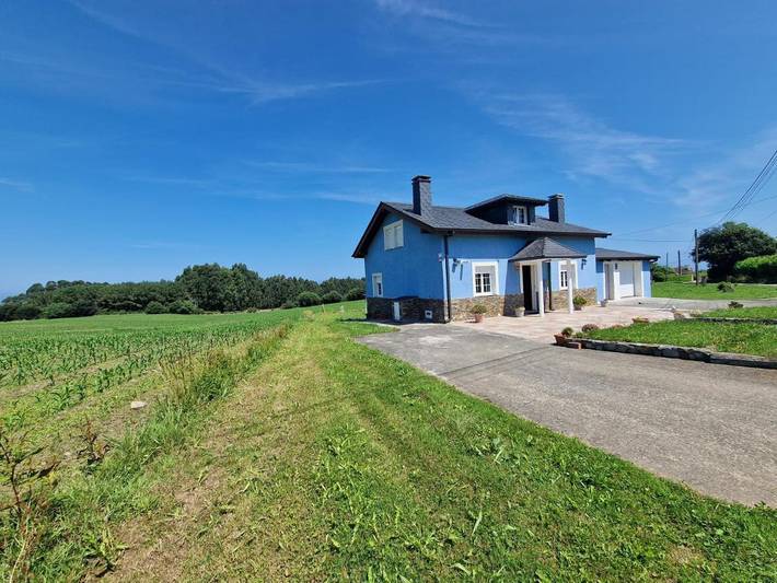 Casa rural para 9 personas, con jardín y vistas, Se admiten mascotas en Eo-Navia - 2