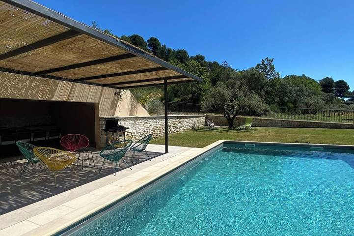 Location de vacances pour 10 personnes, avec jardin et balcon à Cucuron - 3