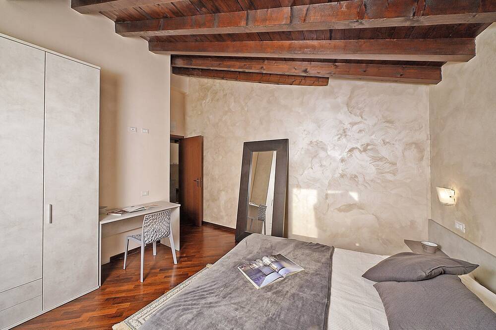 Appartamento intero, La Finestra sul Lago in San Felice del Benaco, Prealpi Gardesane