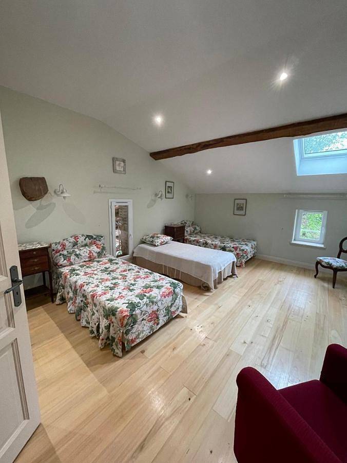 Maison d’hôte pour 4 personnes, avec Terrasse ainsi que Jardin et Piscine