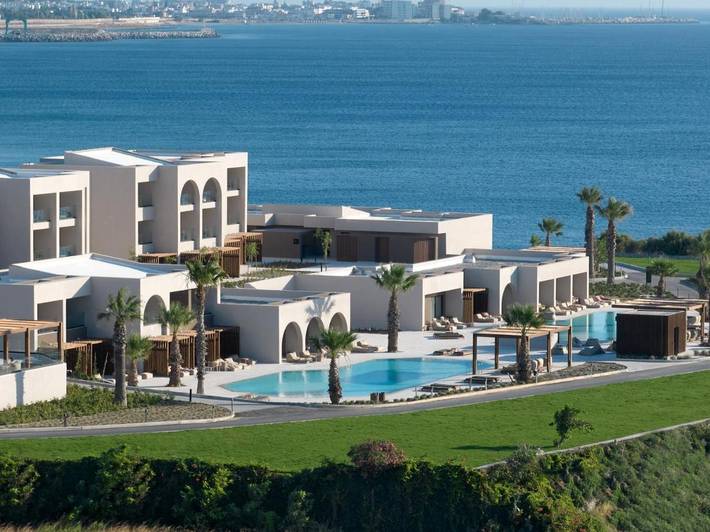 Resort per 3 persone, con Balcone e Terrazza nonché Giardino e Piscina in Rodi