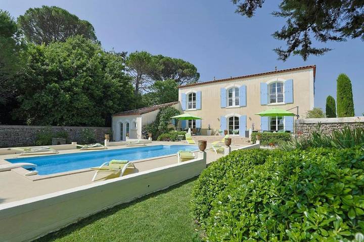 Location de vacances pour 8 personnes, avec piscine ainsi que terrasse et jardin à Fontanès - 2