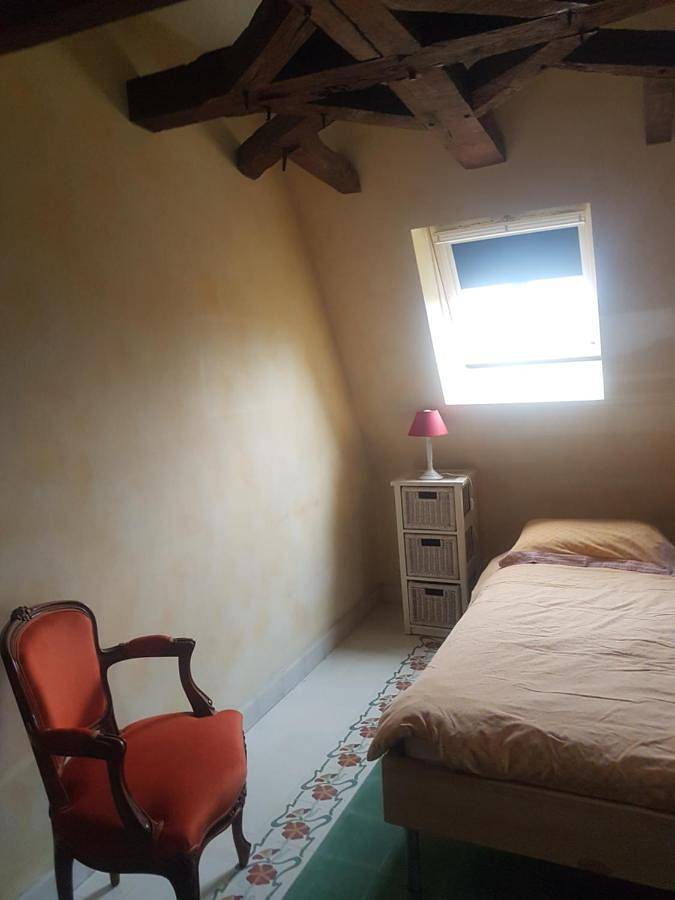 Twin Room with Private Bathroom in Sarrazac, Périgord Vert
