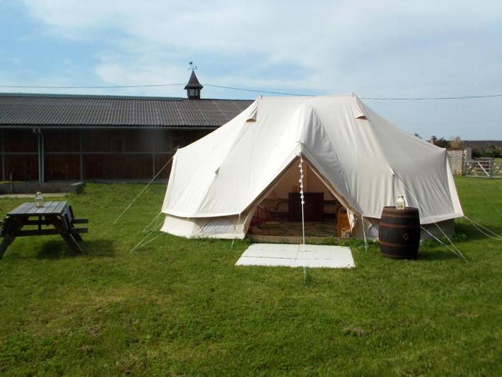 Location de vacances pour 3 personnes, avec vue et jardin à Cléry-Saint-André - 2