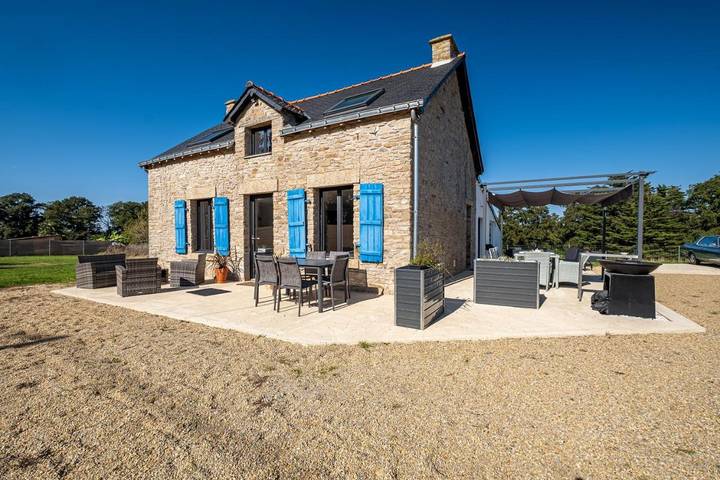 Maison de vacances pour 8 personnes, avec jacuzzi ainsi que terrasse et jardin