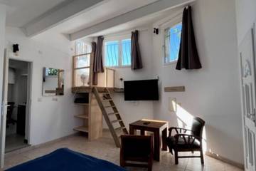 Appartement De Vacances pour 2 Personnes dans Martigues, Région d'Istres, Photo 1