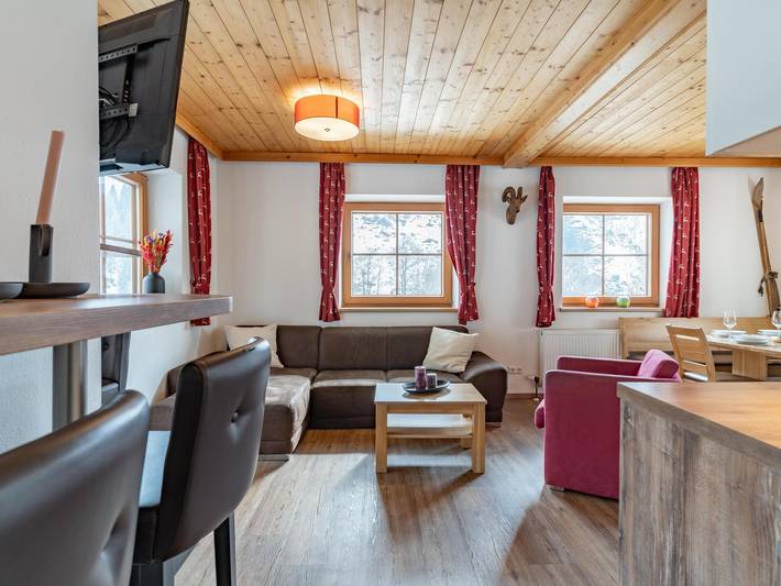 Ferienhaus für 35 Personen, mit Terrasse und Garten in Saalbach-Hinterglemm-Leogang - 2