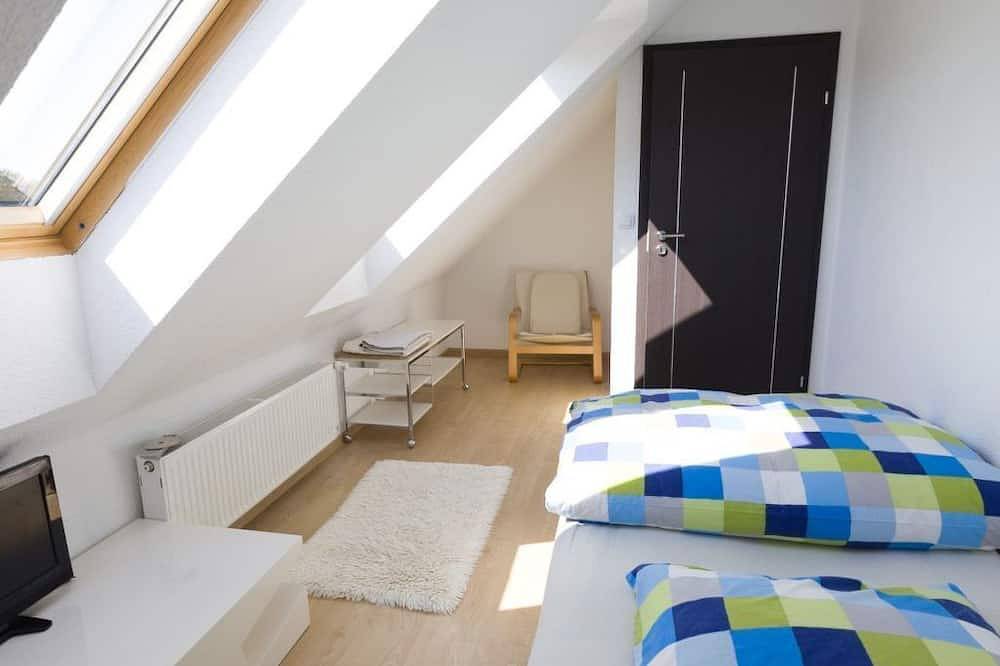 Ganze Wohnung, Wohnung in Naterki mit Terrasse, Garten und Grill in Powiat Olsztyński
