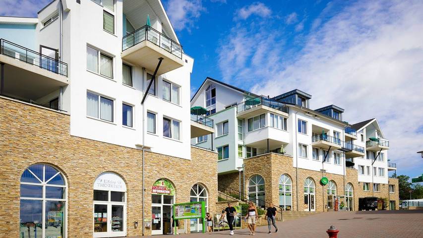 Ferienwohnung für 5 Personen, mit Balkon und Pool in Heimbach