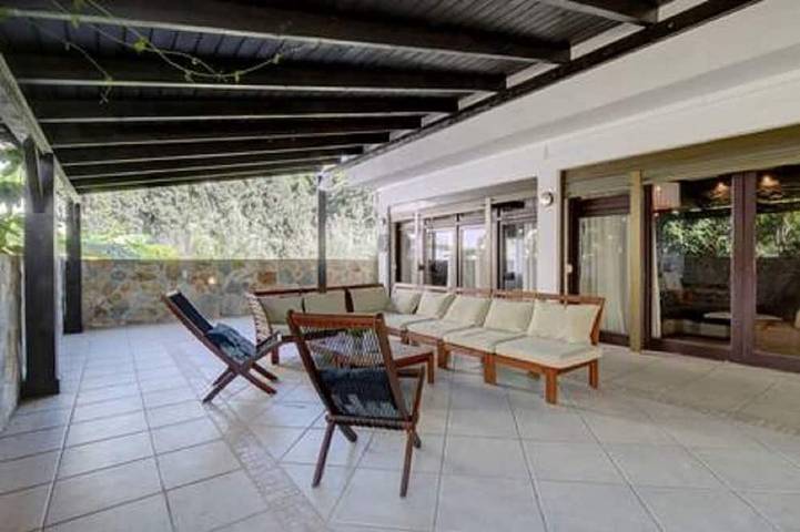 Holiday home for 16 people, with garden in Marbella Centre