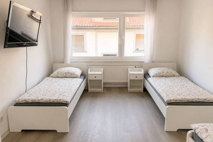 Ganze Wohnung, Gepflegtes Apartment für Monteure & Projektteams mit 2 Schlafzimmern in Mannheim in Mannheim, Kurpfalz