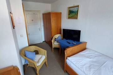 Bed And Breakfast für 2 Personen in Laudenbach, Main-Odenwald, Bild 1