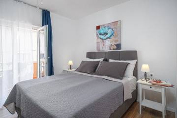 Ferienwohnung für 2 Personen, mit Balkon in Vodice