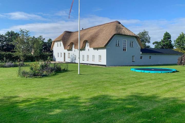 Ferienhaus für 12 Personen, mit Haustier