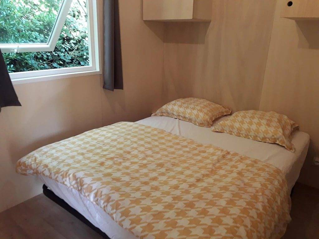 Zecamping 3 étoiles pataugeoire fitness sauna locatif 21m2 4 pers in Pouldreuzic, Côte de Cornouaille