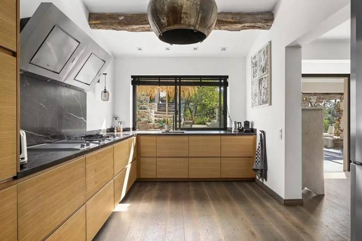 Location de vacances pour 10 personnes, avec terrasse ainsi que sauna et jardin, adapté aux familles à Saint-Paul-de-Vence - 4