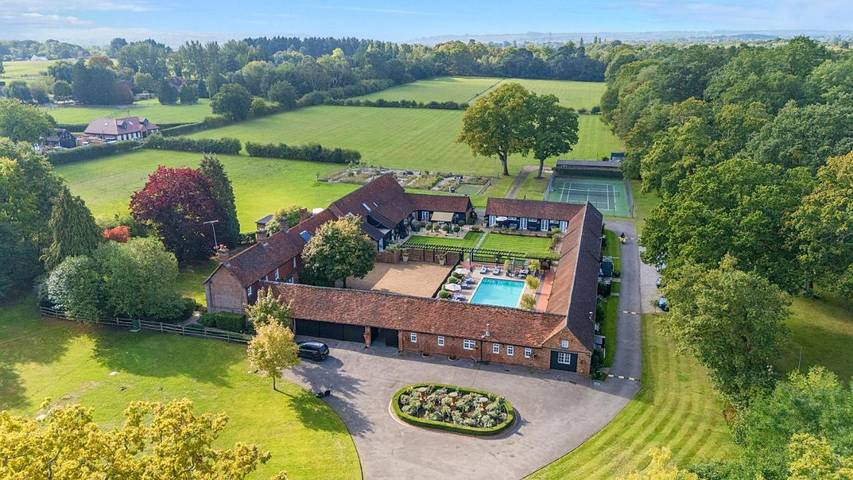 Apartamento de vacaciones para 6 personas, con vistas además de terraza y piscina - 1