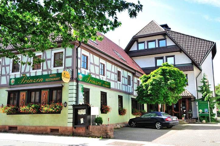 Hotel für 4 Personen, mit Terrasse in Kappelrodeck