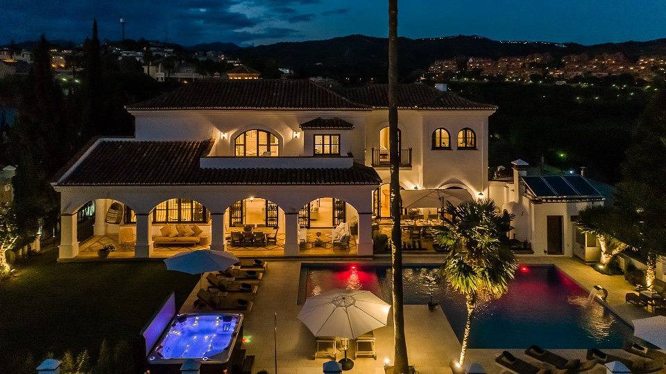 Villa Palmera in Marbella Oost, Marbella