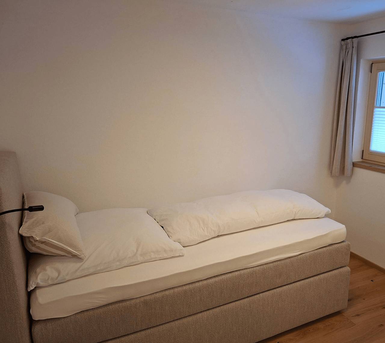 Gästehaus am Kurparkweg, Frühstückspension - Einzelzimmer Nr. 6 in Reit im Winkl, Alpes bavaroises