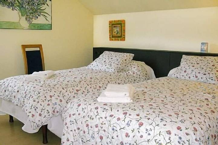 Casa Larrate para 8 personas in Hornos de Moncalvillo, Sierra de Moncalvillo